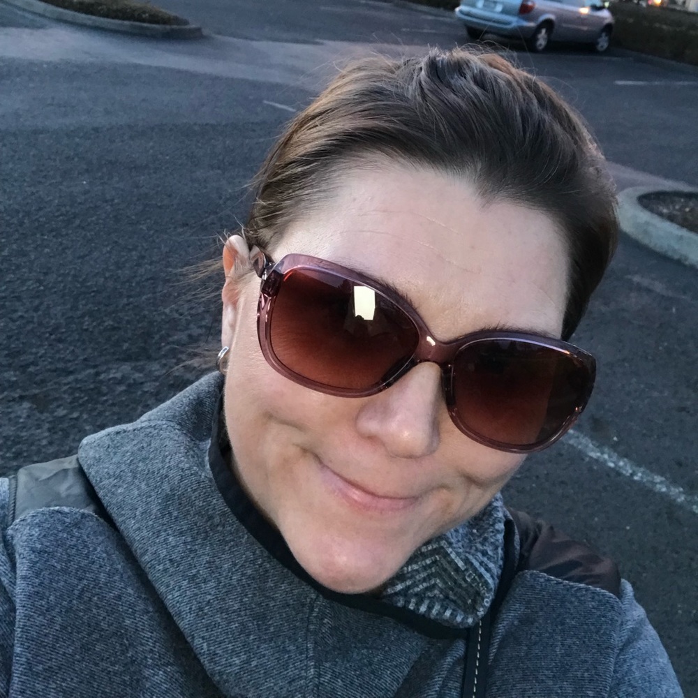 Meet your Posher, Tami